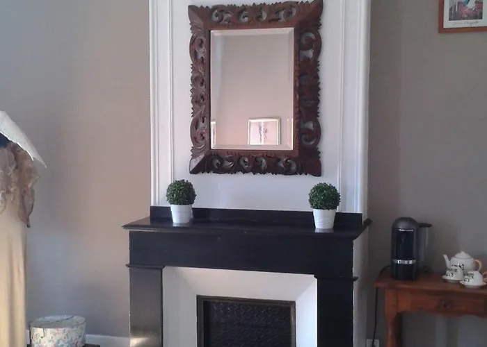 Vanille Bourbon Oda ve Kahvaltı Montauban