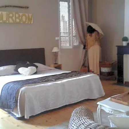 Vanille Bourbon Bed and breakfast 3*