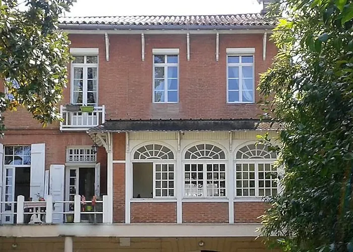 Vanille Bourbon Bed & Breakfast 3*